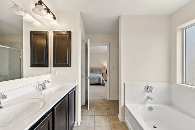 3812 Montana Verde, Santa Fe, NM 87507