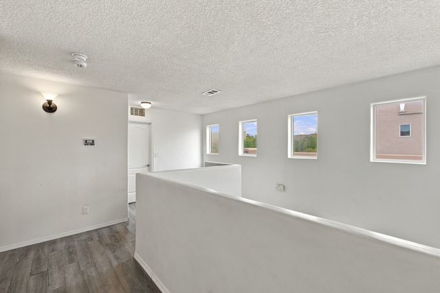 3812 Montana Verde, Santa Fe, NM 87507