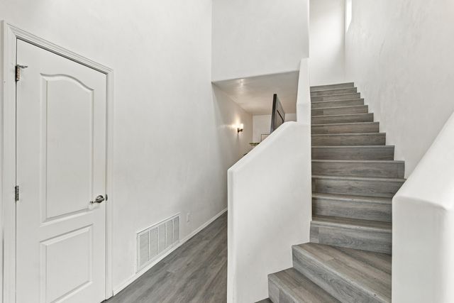 3812 Montana Verde, Santa Fe, NM 87507