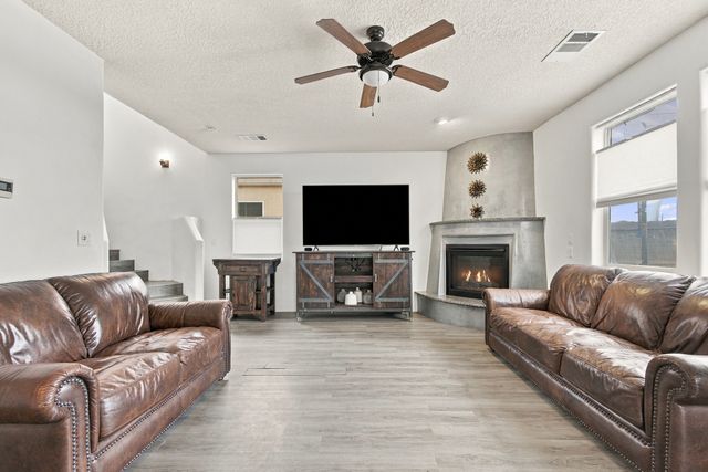 3812 Montana Verde, Santa Fe, NM 87507