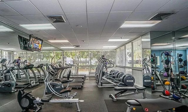 800 N Miami Ave E-707, Miami, FL 33136