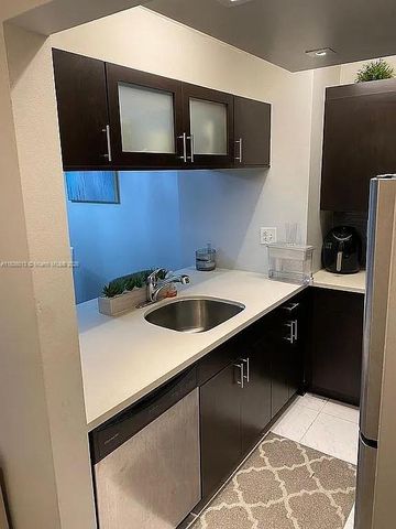 800 N Miami Ave E-707, Miami, FL 33136
