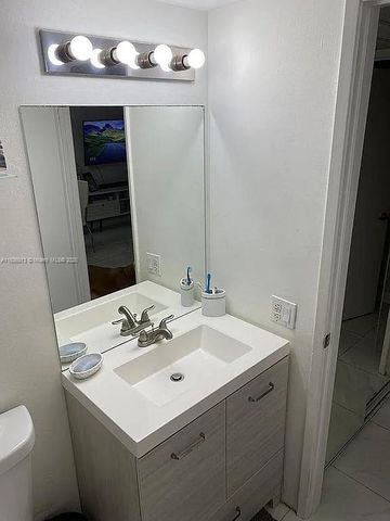800 N Miami Ave E-707, Miami, FL 33136