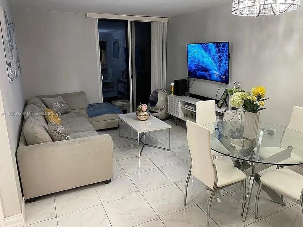 800 N Miami Ave E-707, Miami, FL 33136