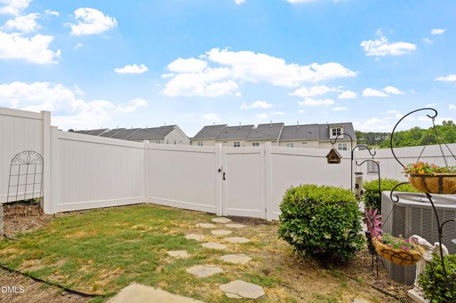 108 Zante Currant Road, Durham, NC 27703