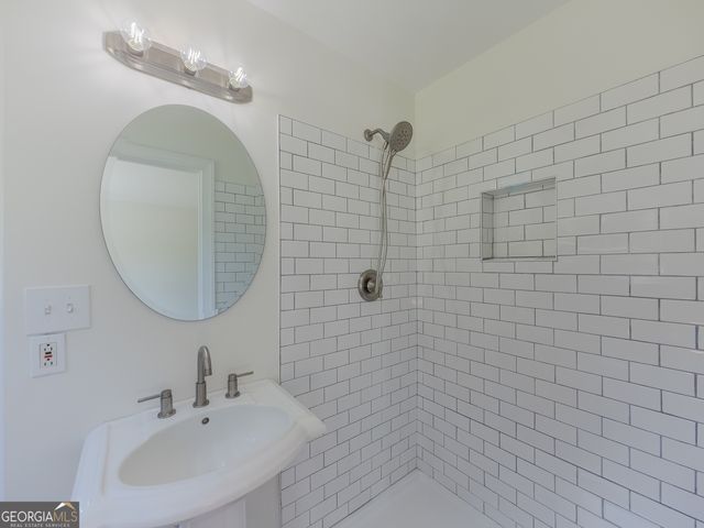 507 Castlearie Drive, Stone Mountain, GA 30087