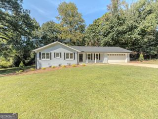 507 Castlearie Drive, Stone Mountain, GA 30087