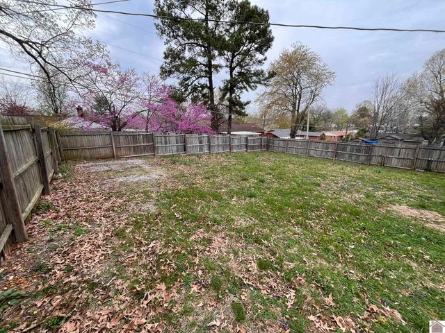 680 Chestnut St., Calvert City, KY 42029