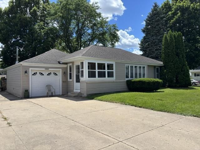 1402 Bennett Street, Janesville, WI 53545