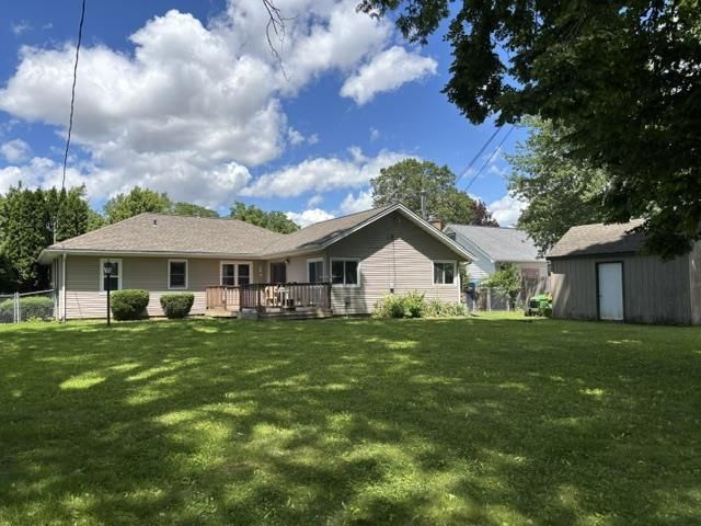 1402 Bennett Street, Janesville, WI 53545