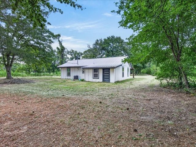8846 County Road 2448, Tool, TX 75143