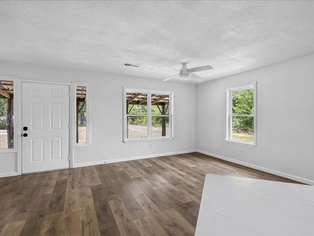 8846 County Road 2448, Tool, TX 75143