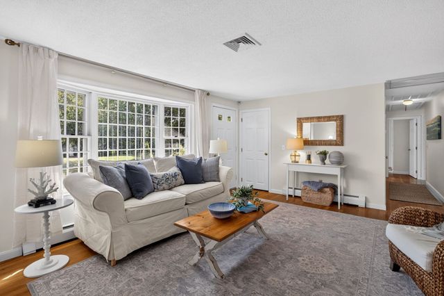 21 Clearview Drive, Dennis, MA 02641