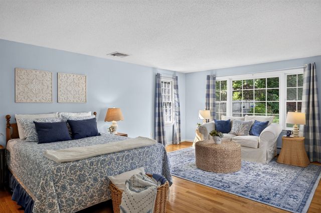 21 Clearview Drive, Dennis, MA 02641