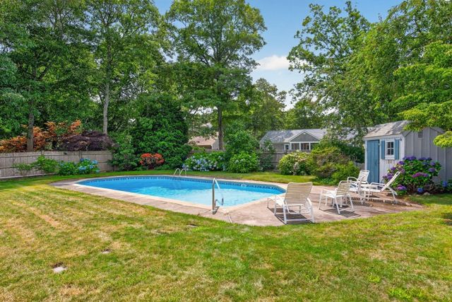 21 Clearview Drive, Dennis, MA 02641