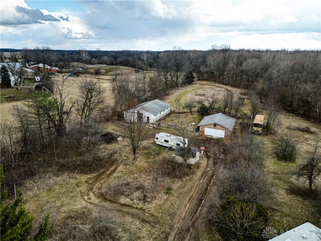 2493 ST RT 571, Greenville, OH 45331