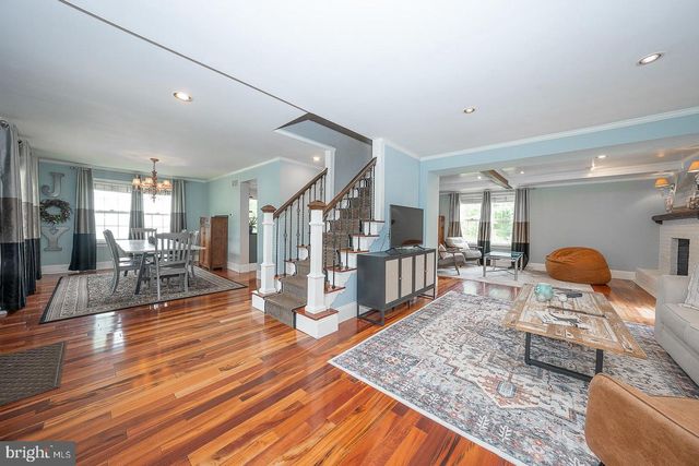3 IROQUOIS DR, Royersford, PA 19468