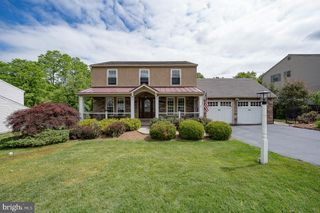 3 IROQUOIS DR, Royersford, PA 19468
