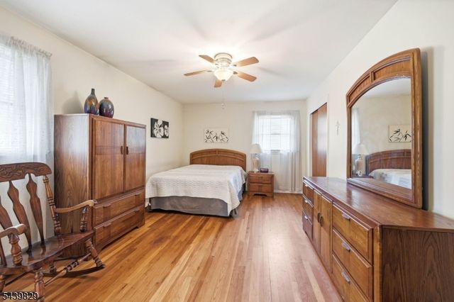 16 Arnold Dr, Parsippany-troy Hills Twp., NJ 07054