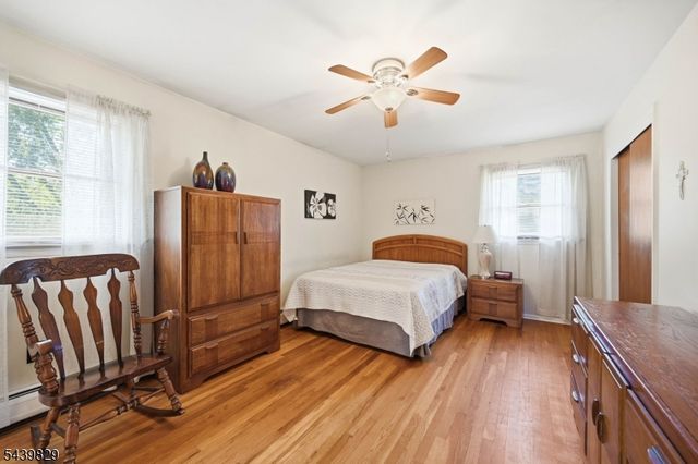 16 Arnold Dr, Parsippany-troy Hills Twp., NJ 07054