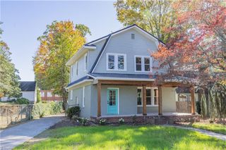 929 S Hawthorne Road, Winston-salem, NC 27103