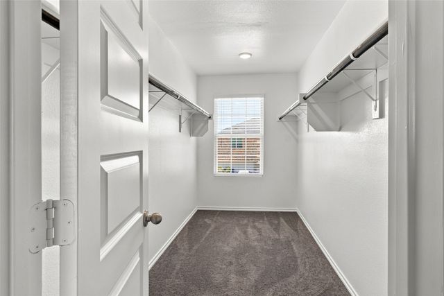 944 Ravenwood Lane, Van Alstyne, TX 75495