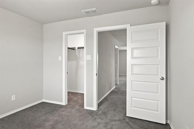 944 Ravenwood Lane, Van Alstyne, TX 75495