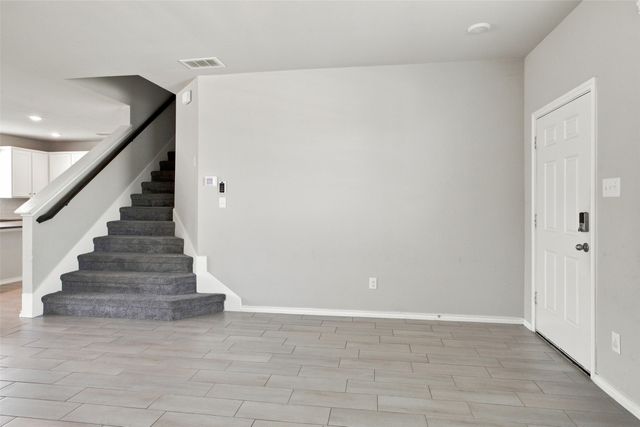 944 Ravenwood Lane, Van Alstyne, TX 75495