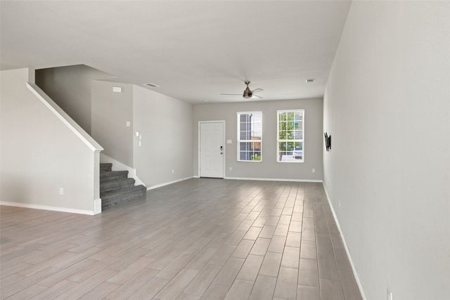 944 Ravenwood Lane, Van Alstyne, TX 75495