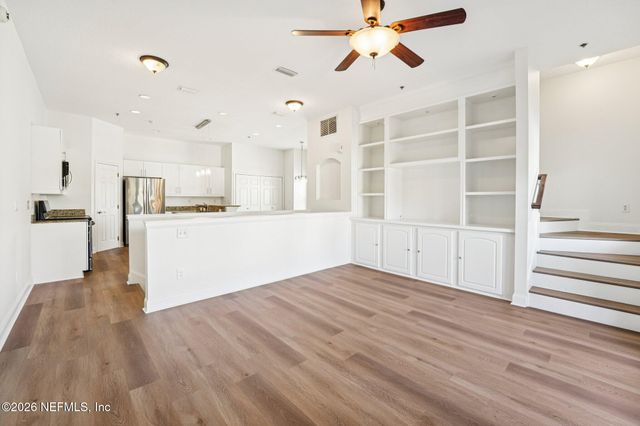 210 21ST Avenue S, Jacksonville Beach, FL 32250