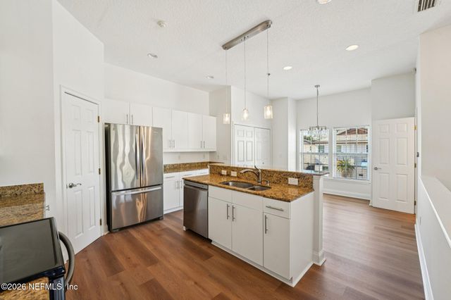 210 21ST Avenue S, Jacksonville Beach, FL 32250