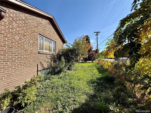 625 E Floyd Ave, Englewood, CO 80113