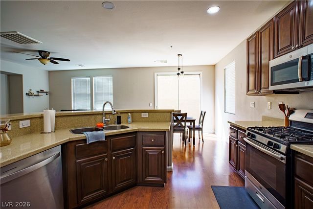 681 Lucky Pine Street, Henderson, NV 89002