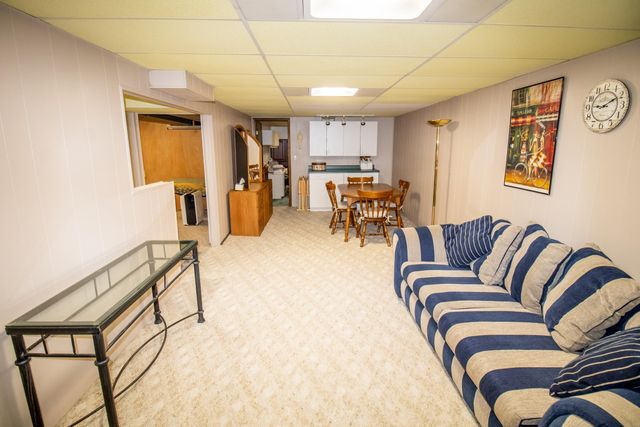 11621 Kimball Avenue, Waterloo, IA 50701