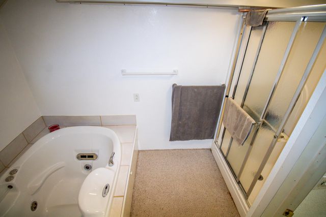 11621 Kimball Avenue, Waterloo, IA 50701