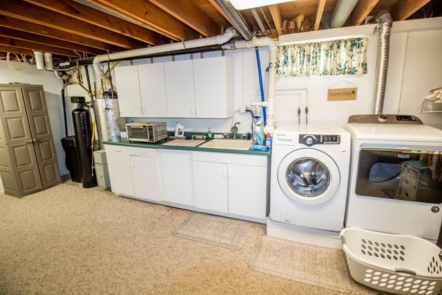 11621 Kimball Avenue, Waterloo, IA 50701