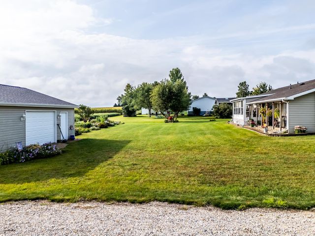 11621 Kimball Avenue, Waterloo, IA 50701