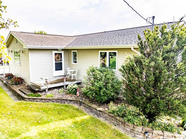 11621 Kimball Avenue, Waterloo, IA 50701