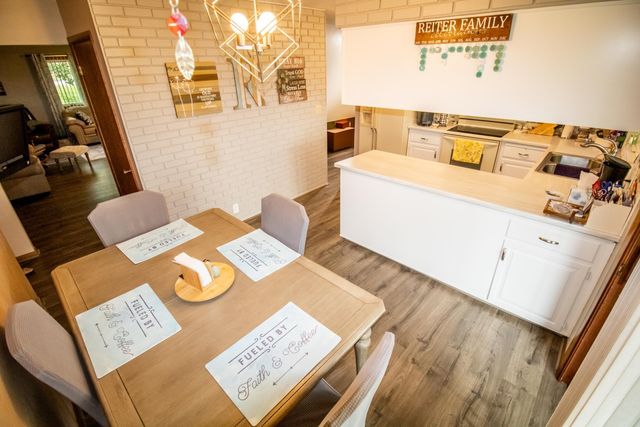 11621 Kimball Avenue, Waterloo, IA 50701