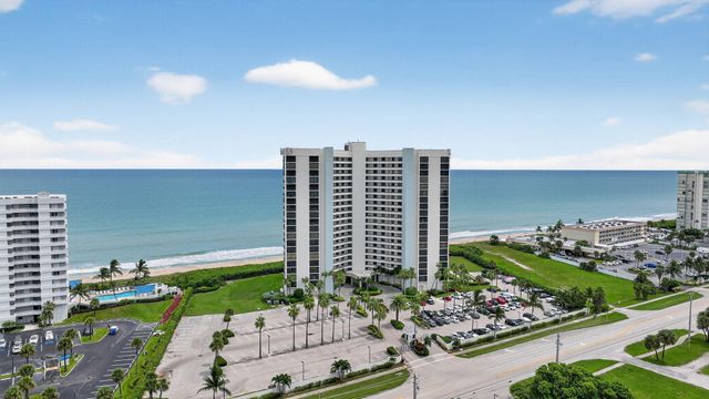 9650 S Ocean Drive 302, Jensen Beach, FL 34957