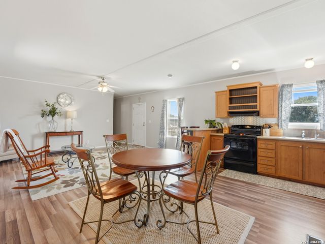 260 PRIVATE ROAD 1514, Bandera, TX 78003