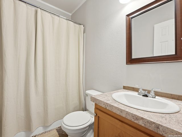 260 PRIVATE ROAD 1514, Bandera, TX 78003