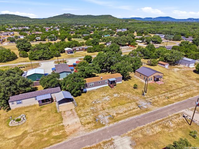 260 PRIVATE ROAD 1514, Bandera, TX 78003