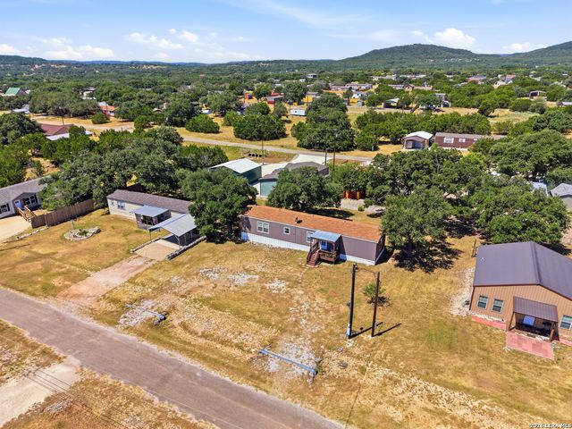260 PRIVATE ROAD 1514, Bandera, TX 78003