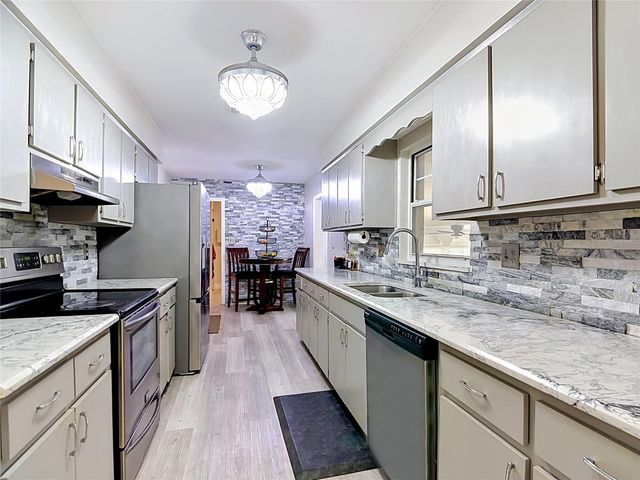 331 BAY STREET, Auburndale, FL 33823