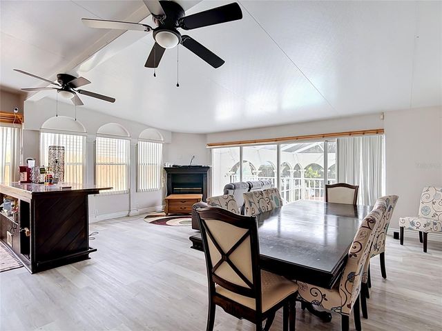 331 BAY STREET, Auburndale, FL 33823