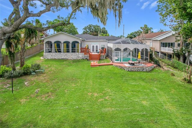 331 BAY STREET, Auburndale, FL 33823