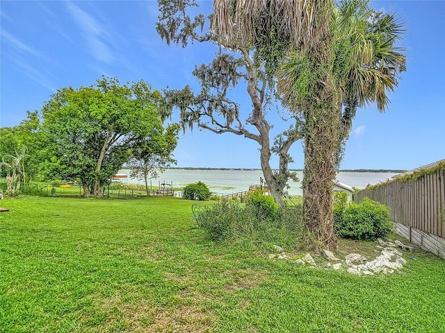 331 BAY STREET, Auburndale, FL 33823