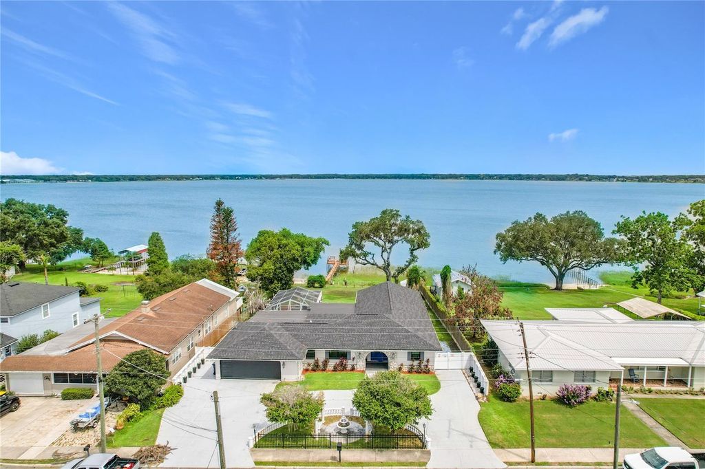 331 BAY STREET, Auburndale, FL 33823