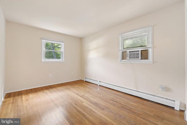 14309 FAIRMONT CT, Woodbridge, VA 22193